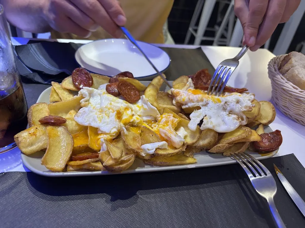 Manuela Bravo_AKER KAFE GASTROBAR_Errenteria_review