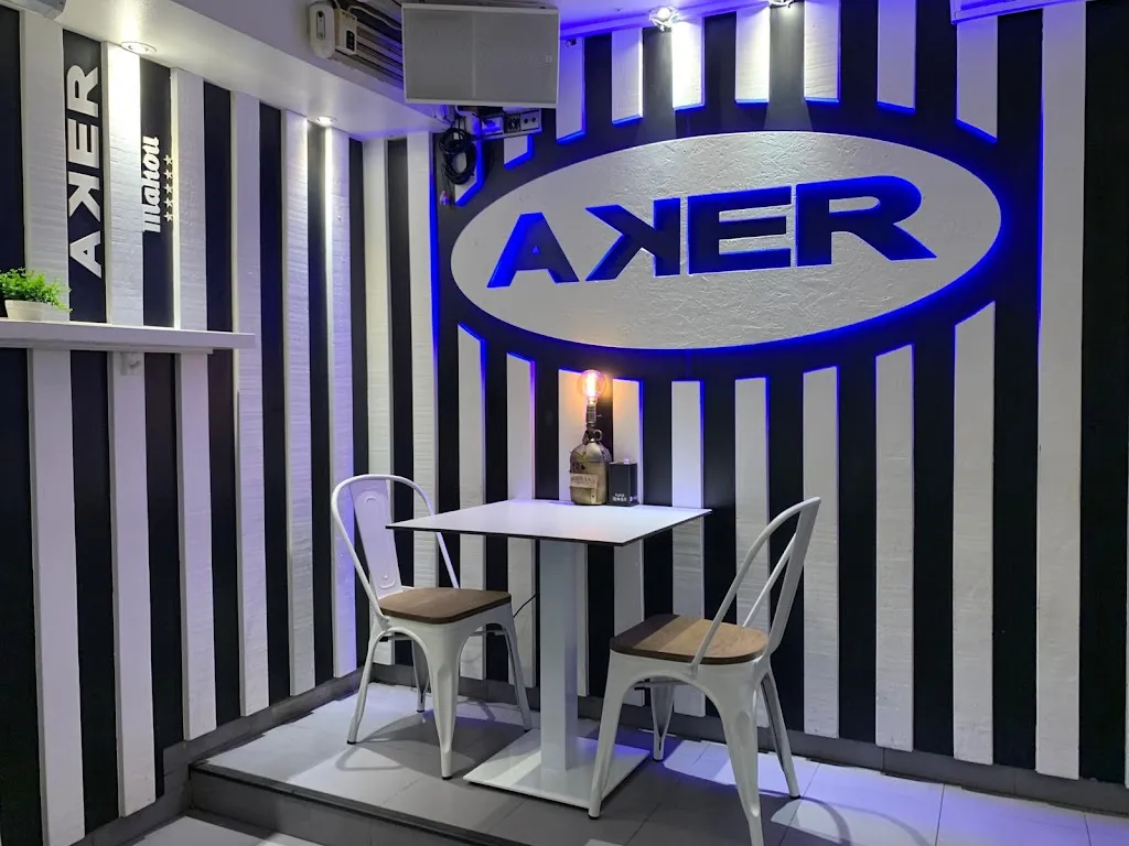 AKER KAFE GASTROBAR restaurant in Errenteria