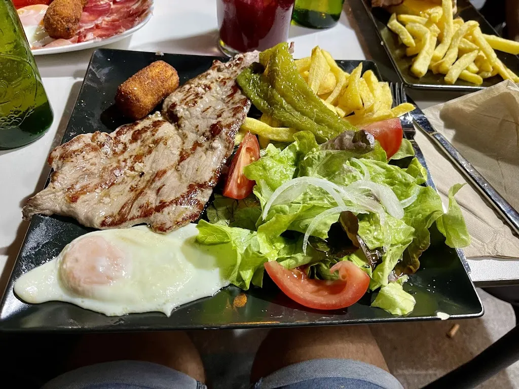 izan rodriguez_MUGA TABERNA_Errenteria_review