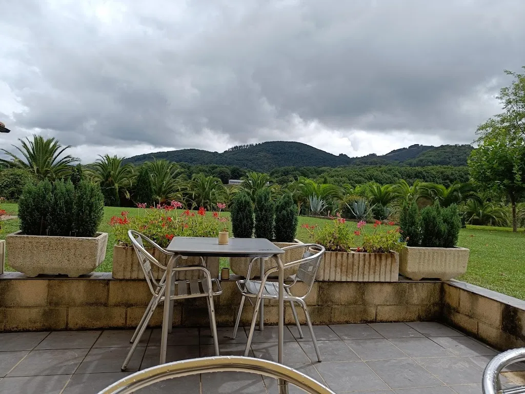 Zuzana Landergottova_Borda Berri_Errenteria_review