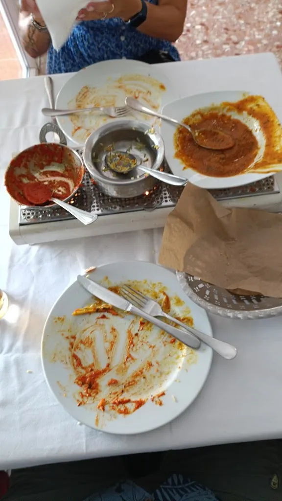 Trevor Clark_Buddhaeyes tandoori restaurant_Adsubia_review
