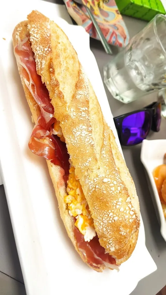 Maca Vely_Maite Taberna_Errenteria_review