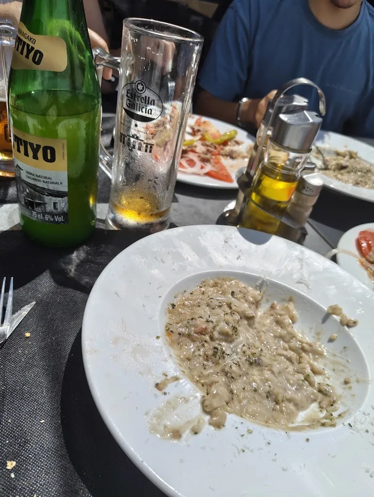 javier gonzalez_Bar toki-ona_Oiartzun_review