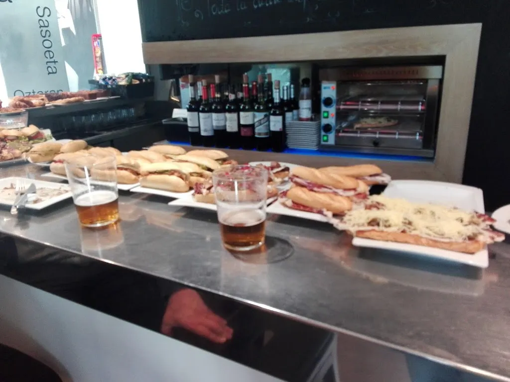 Menu_Bar Lasarte_Lasarte-Oria_image_8