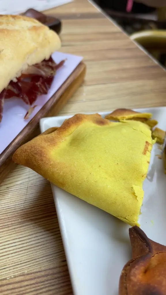 Ana Segura Jamonería_Segura_slider_image_2