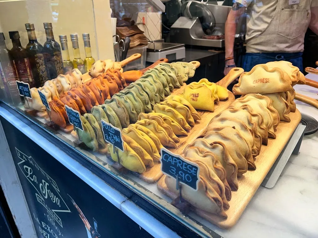 Ana Segura Jamonería_Segura_slider_image_3