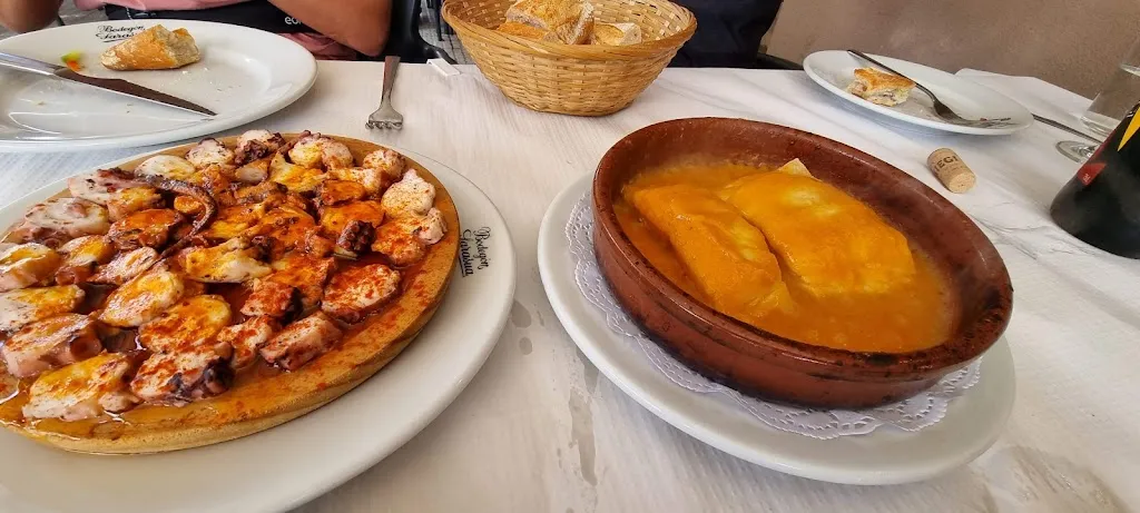 J “McLoving” Hoang_Sarasua Ardandegia_Orio_recensione