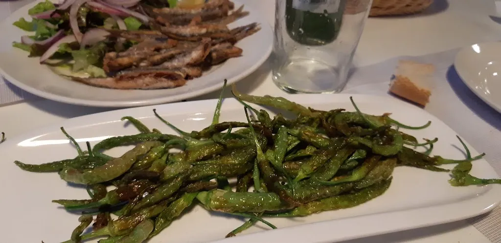 Jav A_Artzabal_Usurbil_review