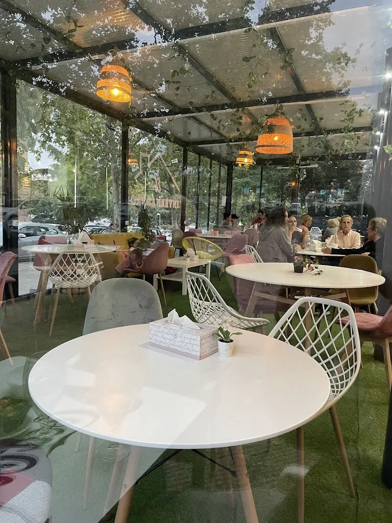 Jon Kirk_Restaurante Tía María_Viveros_review