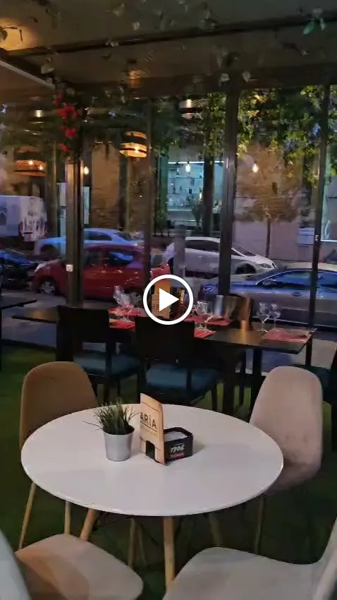 Restaurante Tía María_Viveros_slider_image_2