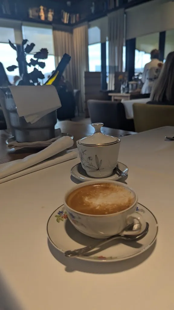 Itay Cohen_HIKA Upategia_Villabona_recensione