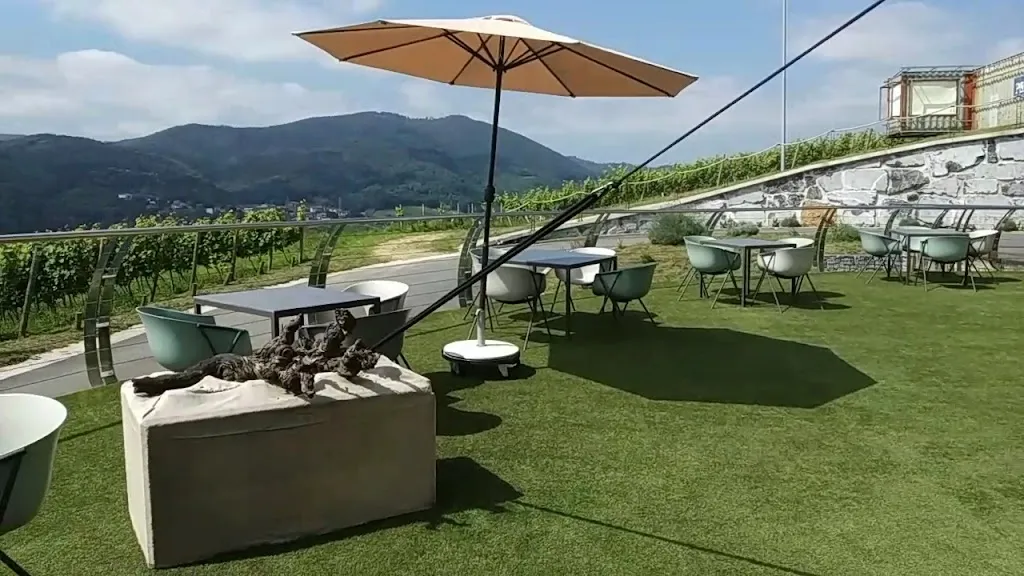 HIKA Upategia_Villabona_slider_image_2