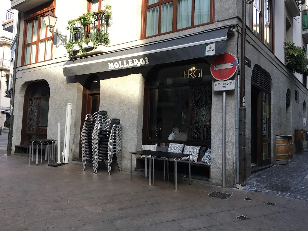 Mollergi restaurant in Zestoa
