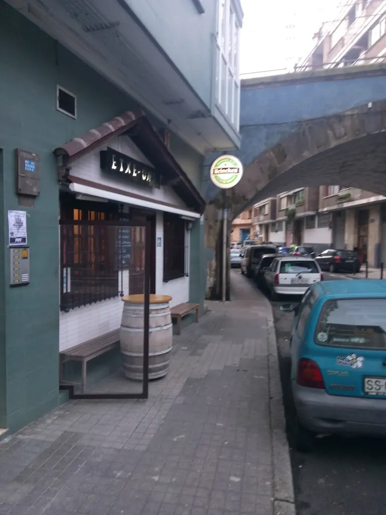 Etxe Ona restaurant in Pasaia