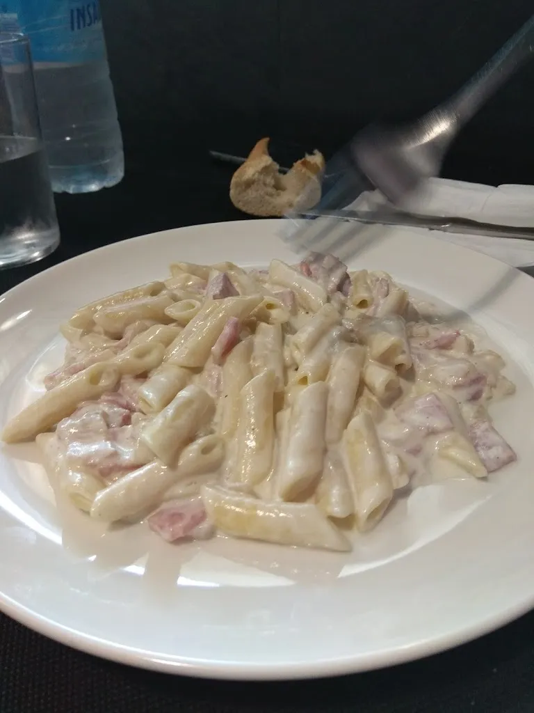 MARÍA DEL CARMEN MAIZ FERNÁNDEZ_Bar Erdibana_Pasaia_review