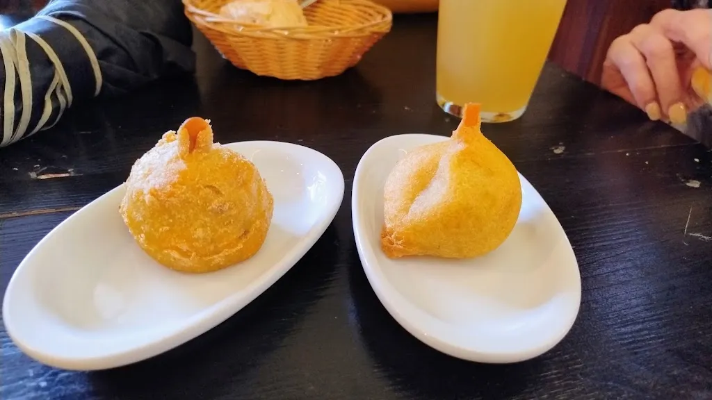 Jesus_La Amistad_Pasaia_review