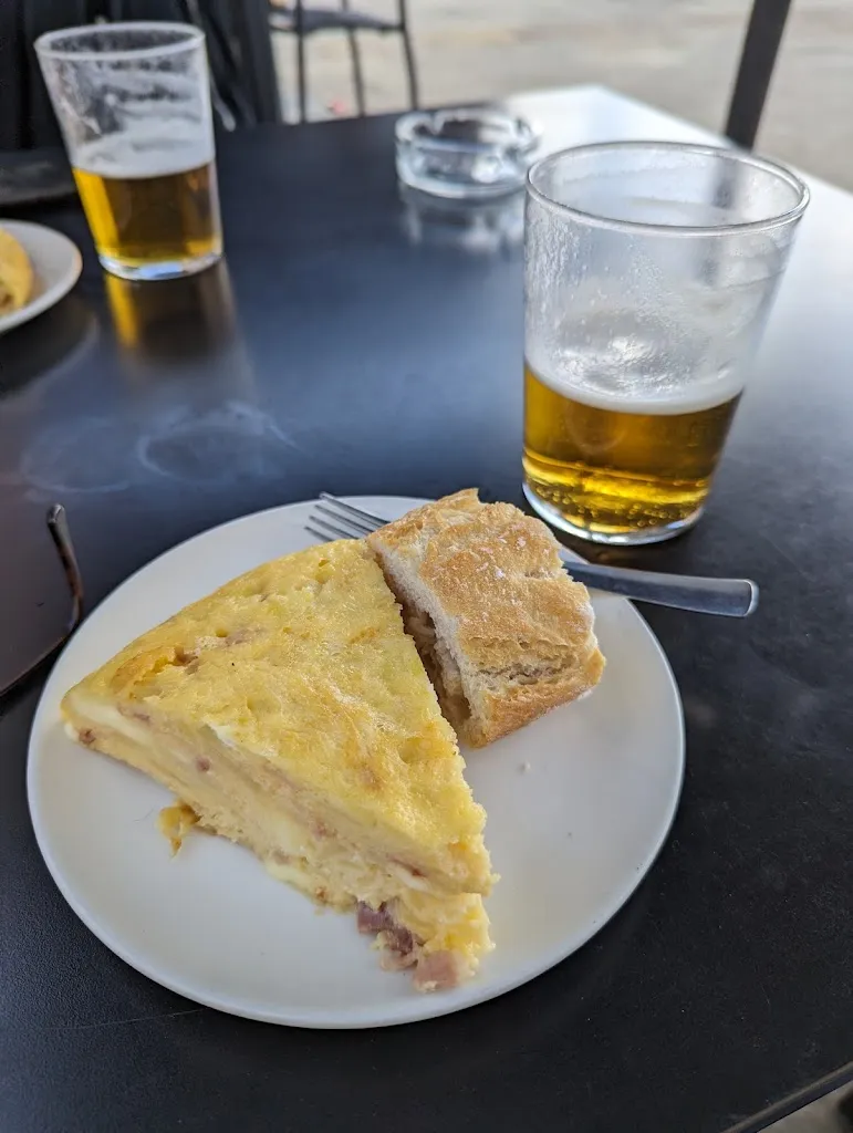 Ângelo Silva_Bar restaurante La Cerve_Pasaia_review