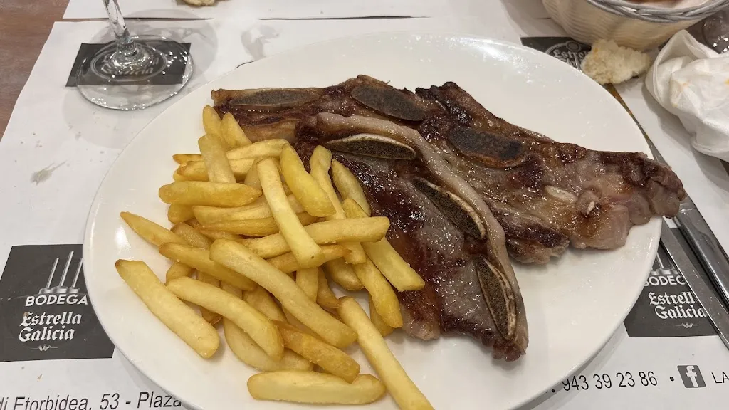 Bar restaurante La Cerve_Pasaia_slider_image_3