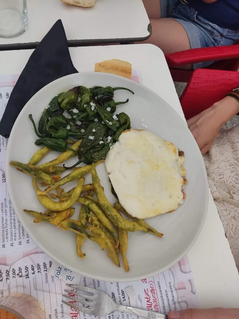 Andere Payo_Restaurante Hokaba_Urretxu_review