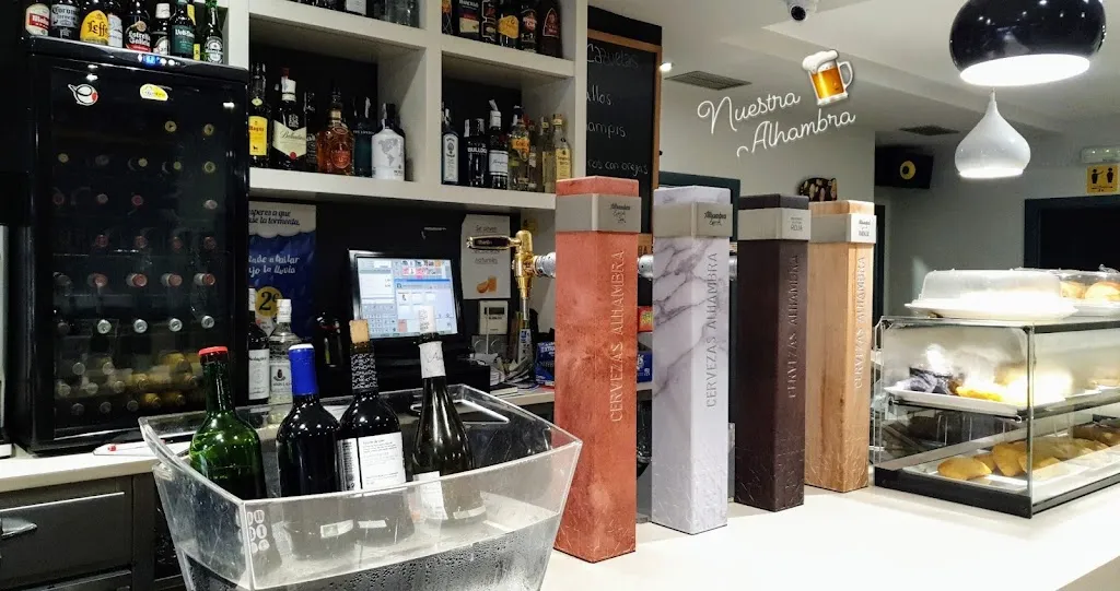 Gure trena_Urretxu_slider_image_1