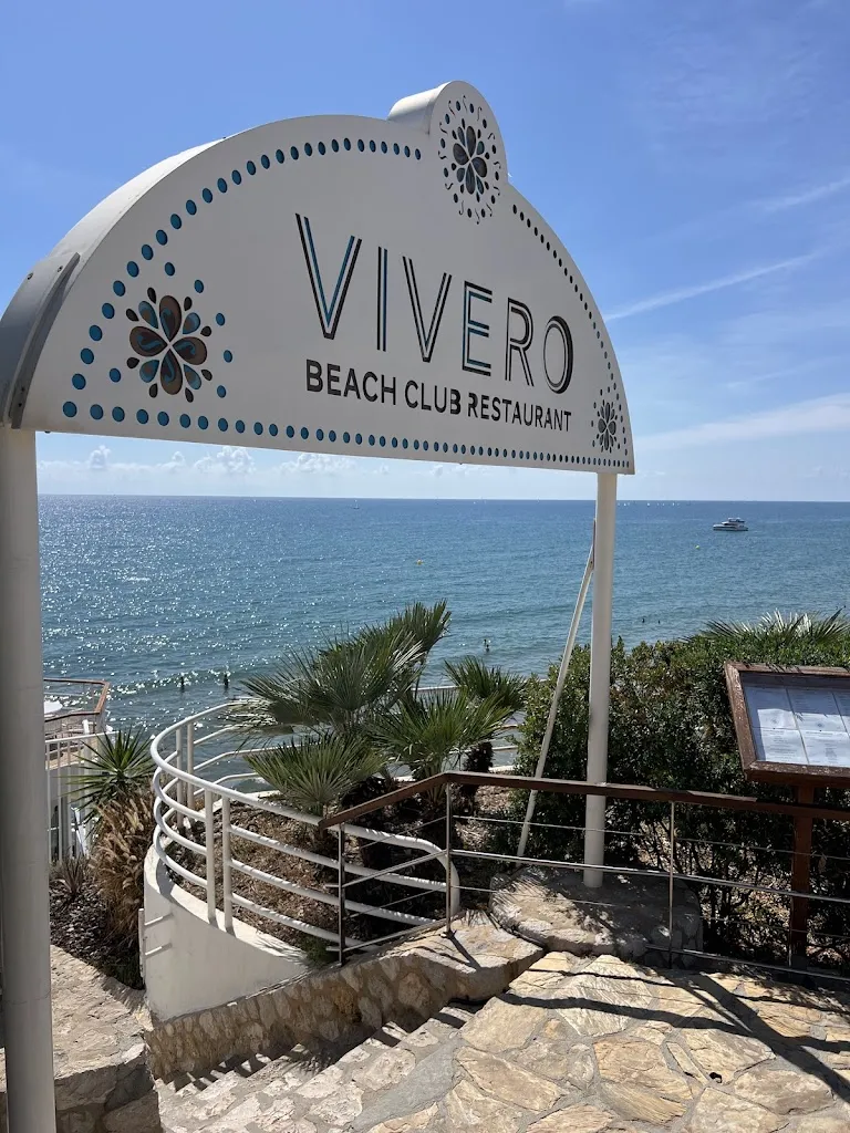 Mihai Stroe_Vivero beach club_Viveros_review