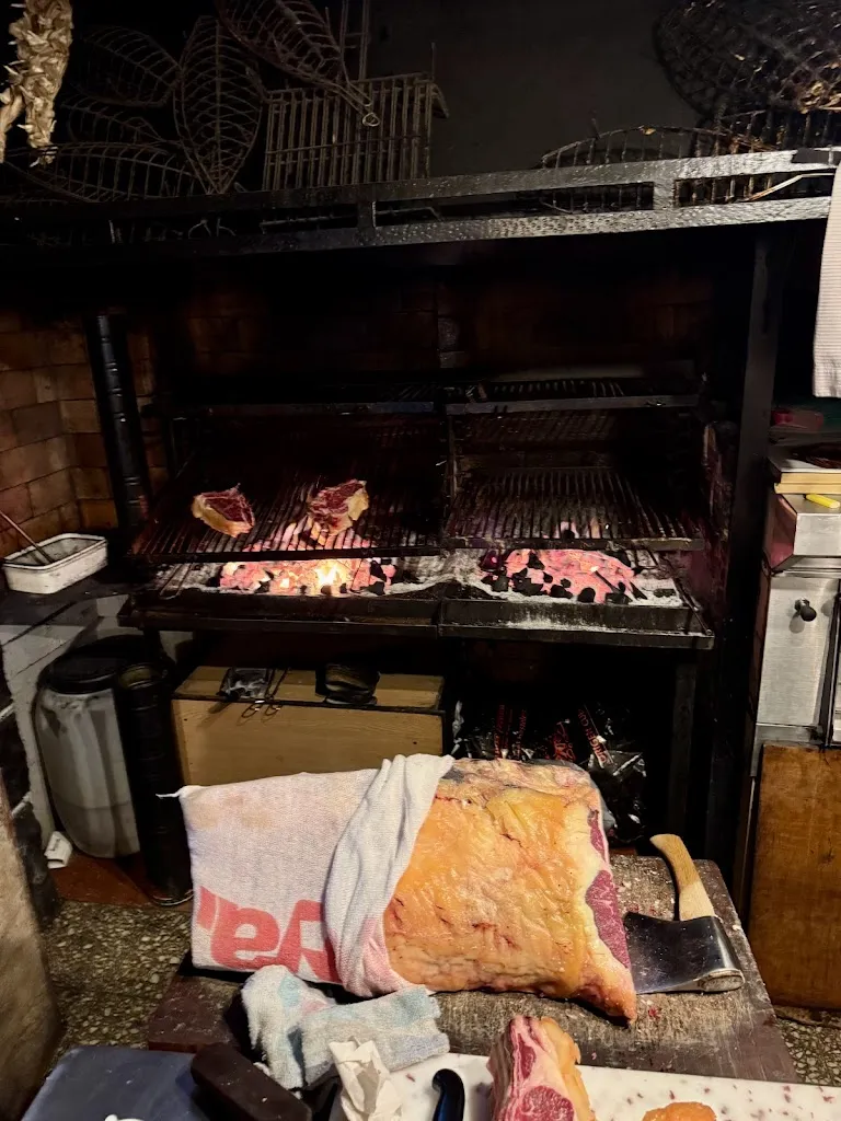 Tim van Hasselt_Burruntzi erretegia_Tolosa_review