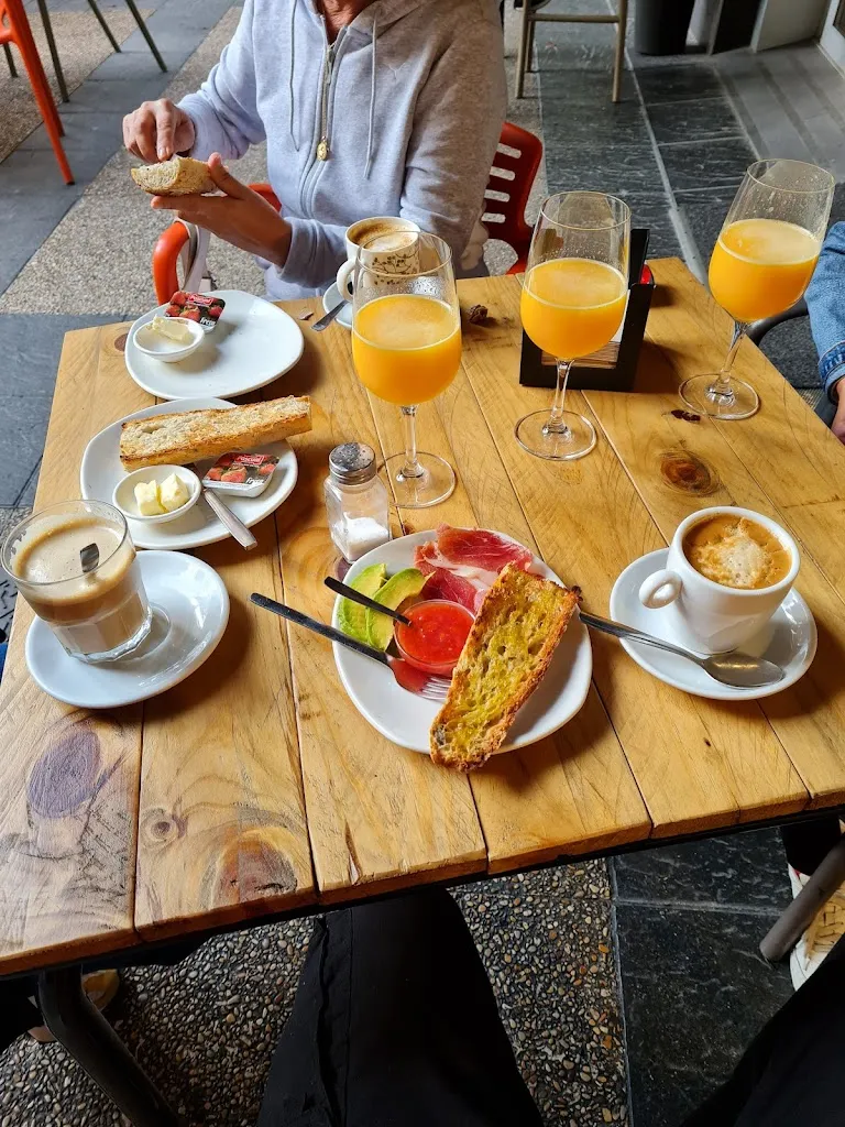 Raúl Méndez Justo_Restaurante Saikin_Tolosa_review