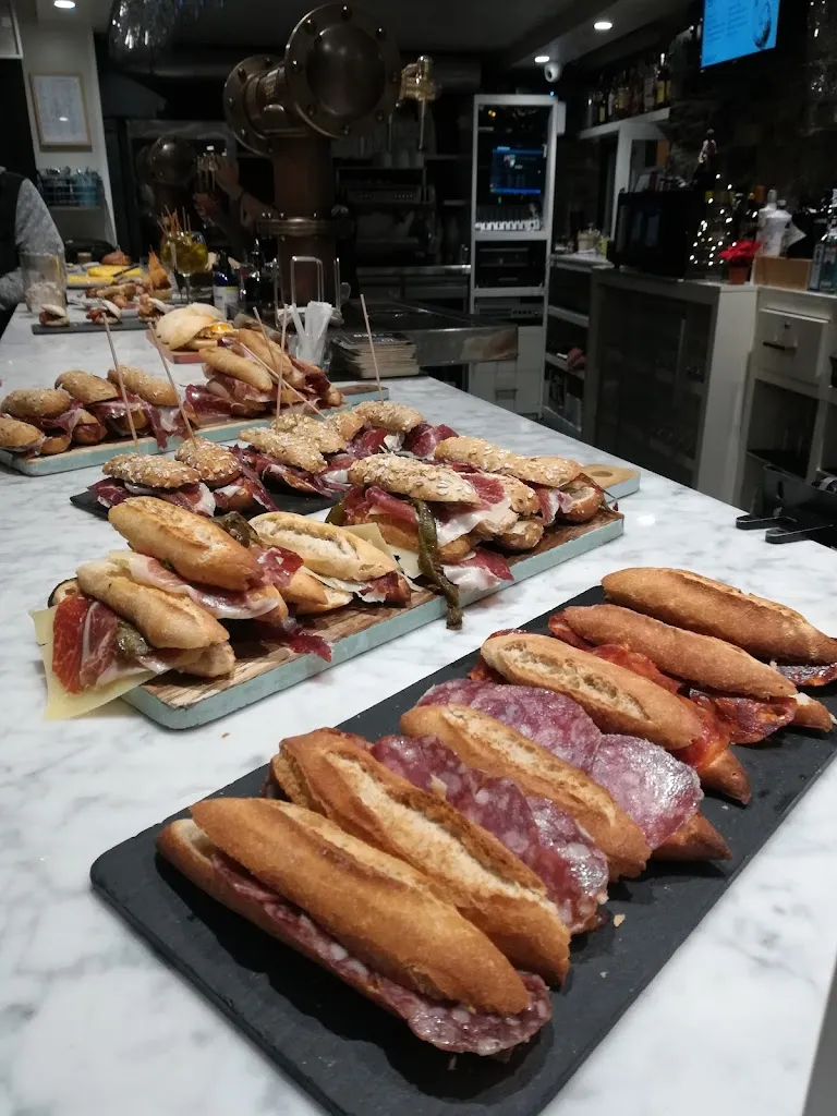 Eva Maria Vicente_1990 Gastroteka Tolosa_Tolosa_review