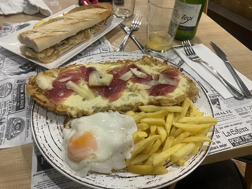 Amets_Tolosa_slider_image_3