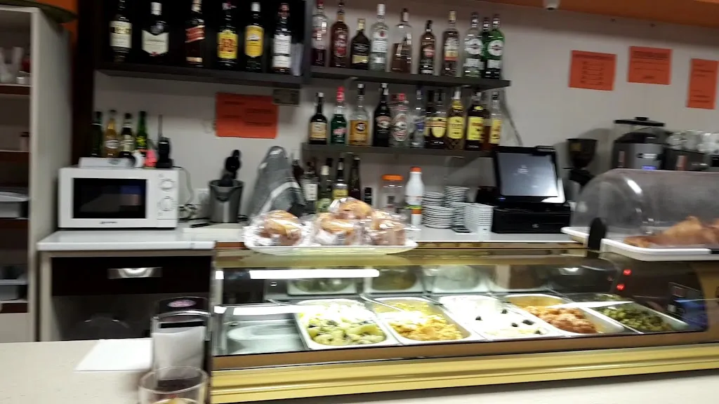 Restaurante Stop & Food_Agullana_slider_image_2