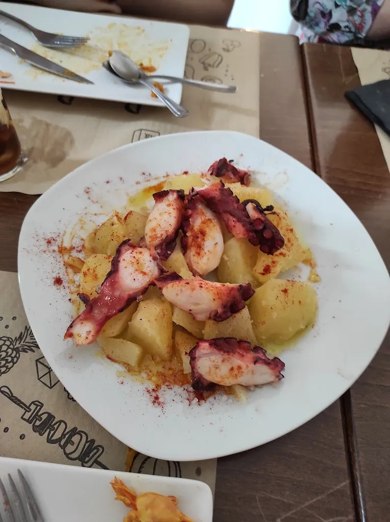 Menu_El Oasis Bar Restaurante_Viveros_image_7