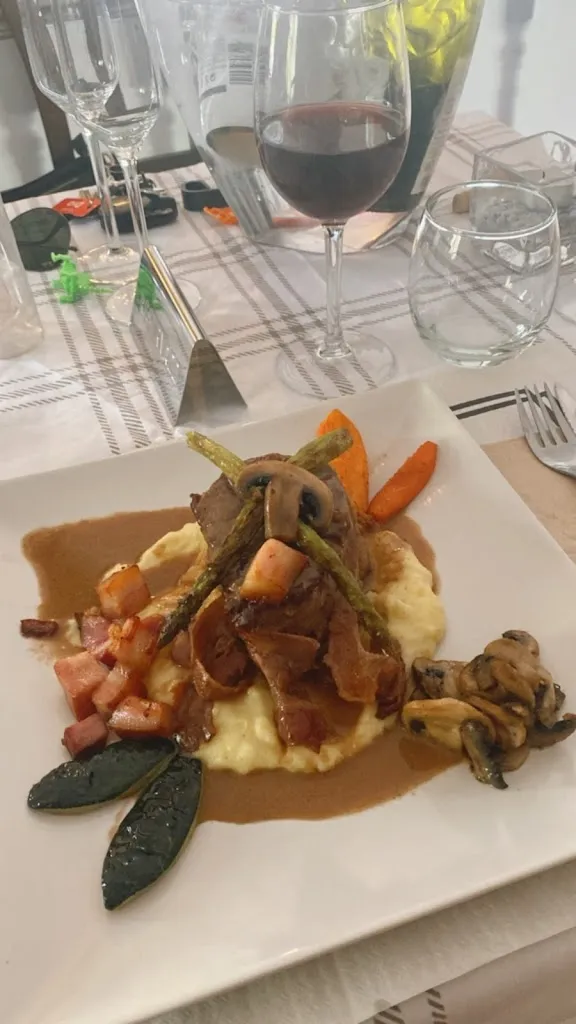 El Oasis Bar Restaurante_Viveros_slider_image_2