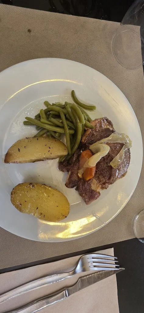 Rolf Herzog_Restaurant Ca la Nati_Albons_review