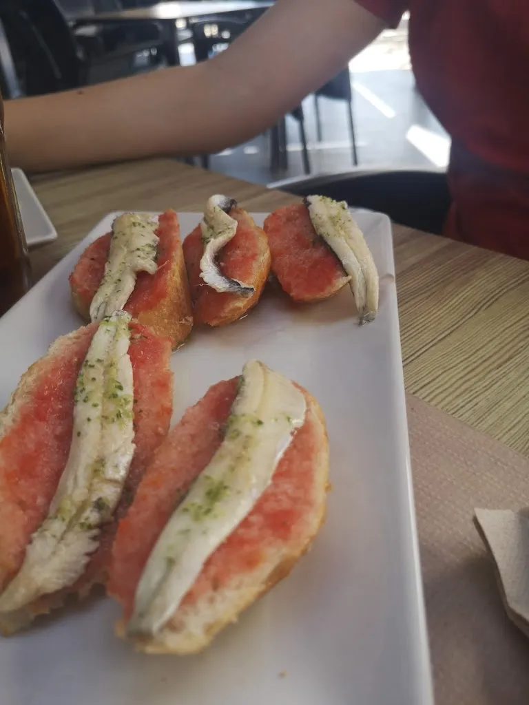 Menu_Bar Centre Social_Albons_image_4