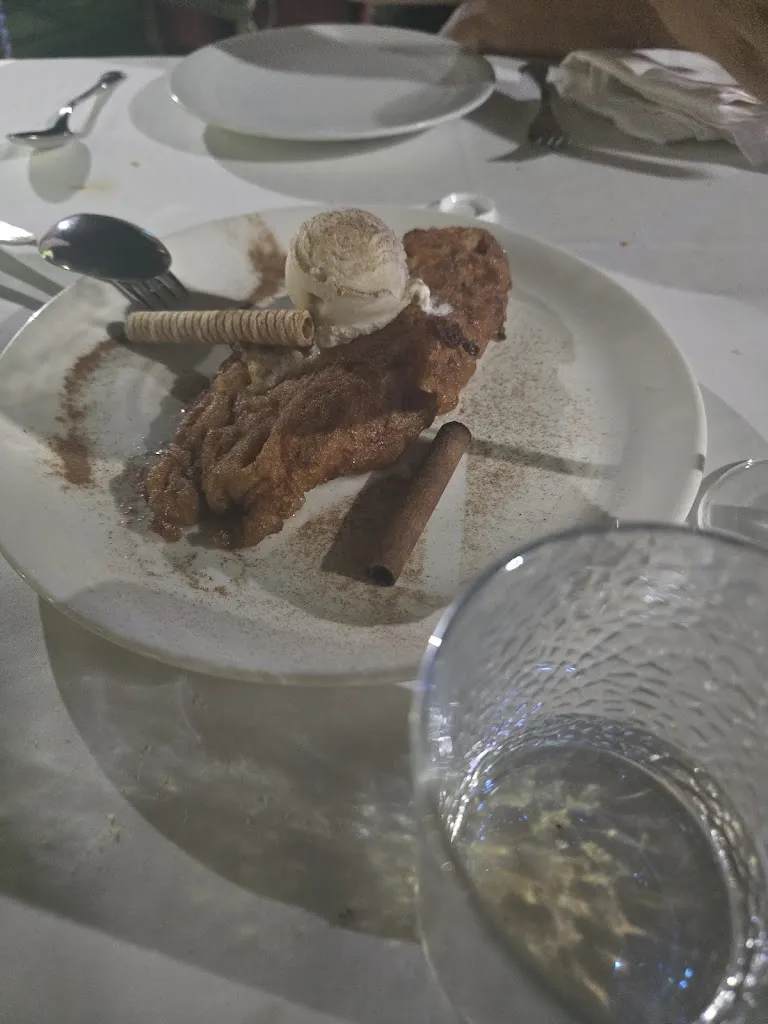 Feérica_Restaurante Asador Fuentelabrada_Viveros_review