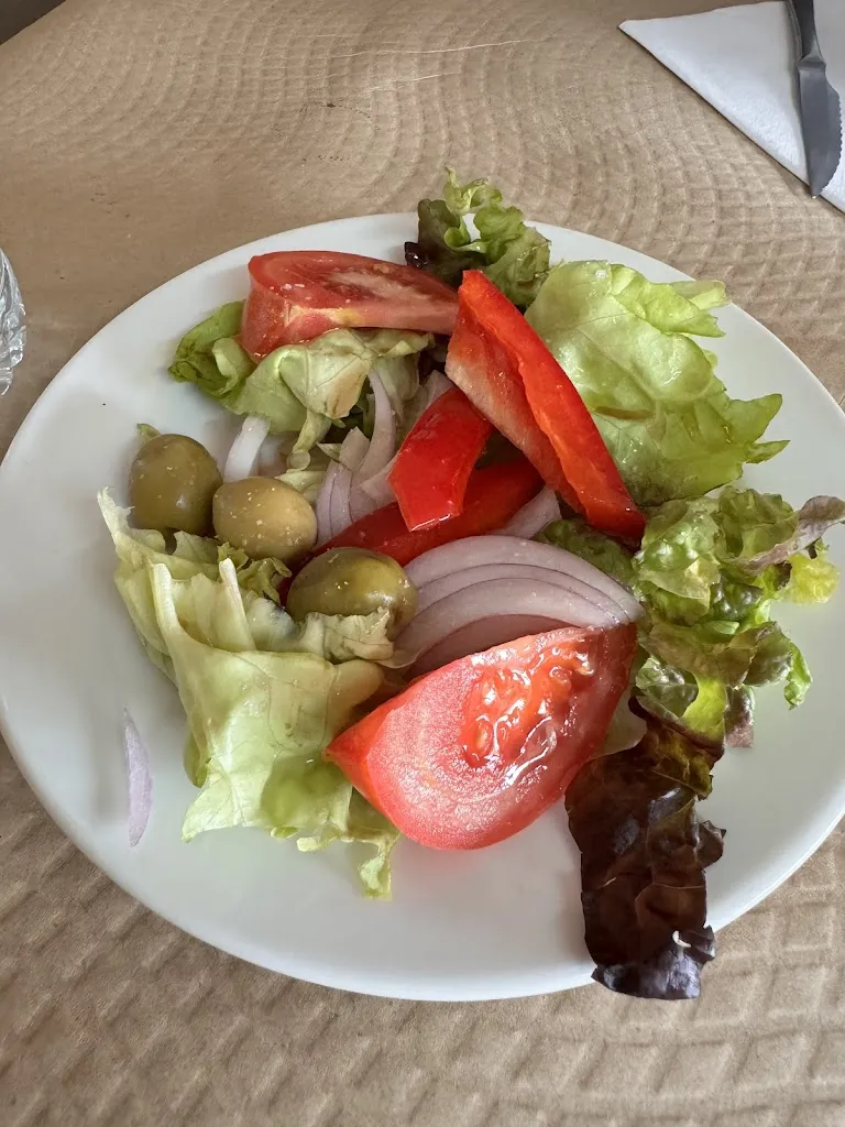 Alba García_Bar Restaurant Fluvià_Bàscara_review