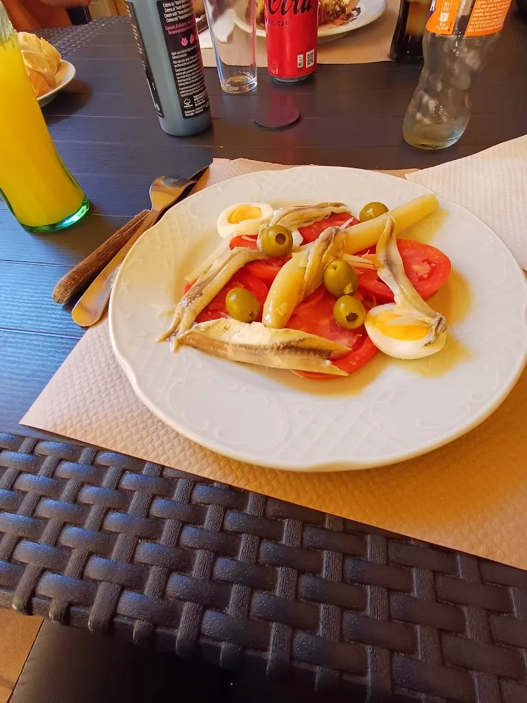 Karlem RICHTER BOTTGER_Bar Sala_Bàscara_review