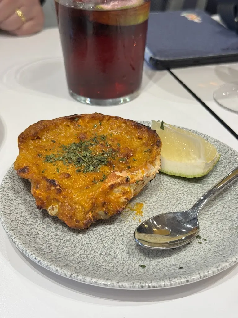 Penelope The Flyaway Girl_Txopa Gastrolekua_Zumaia_review