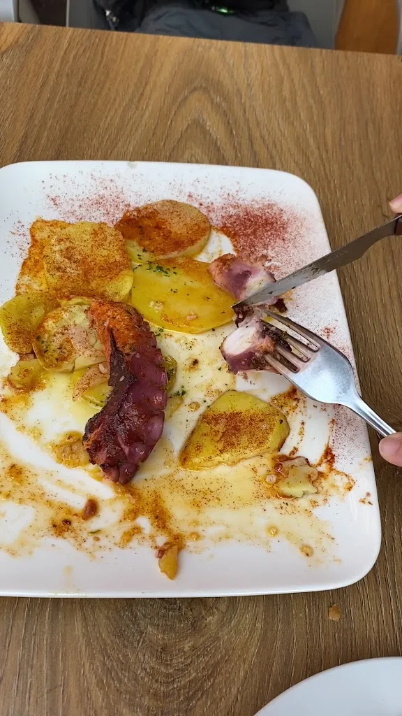 Itzurun taberna_Zumaia_slider_image_2