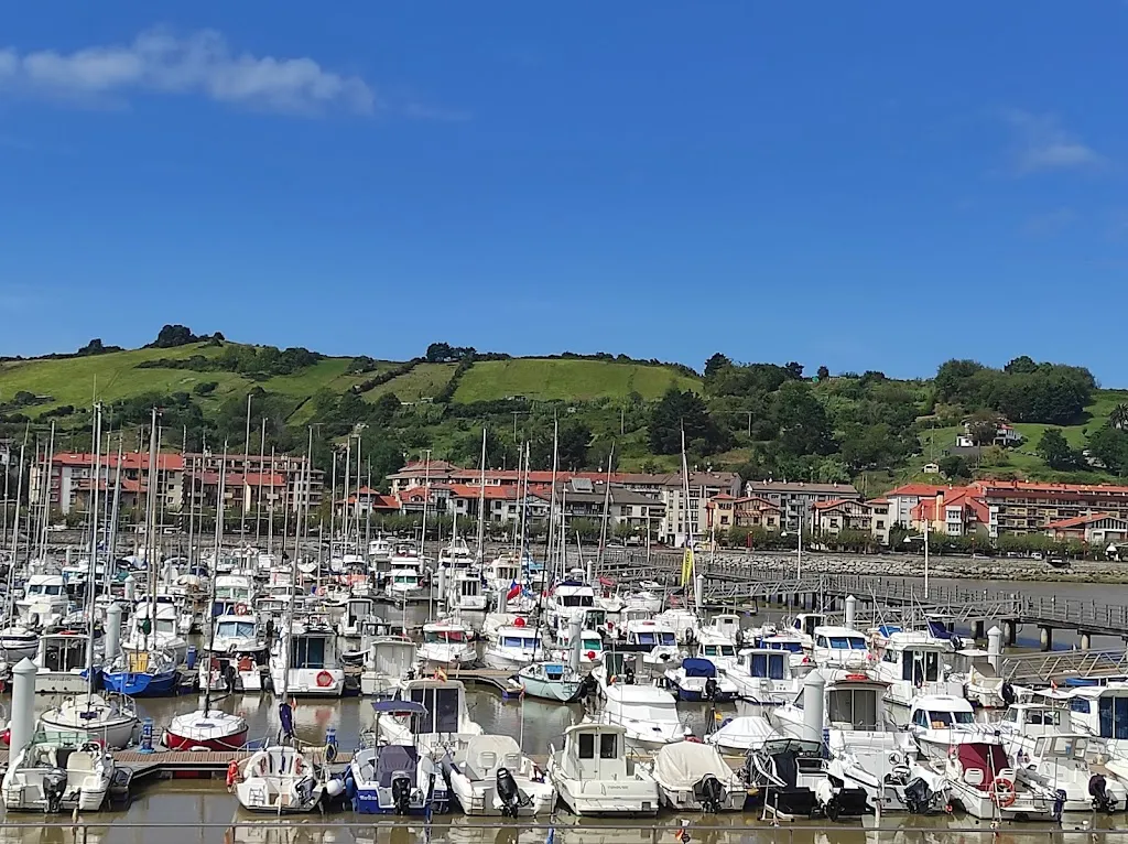 Mikel Bermejoren Txokoa_Zumaia_slider_image_2