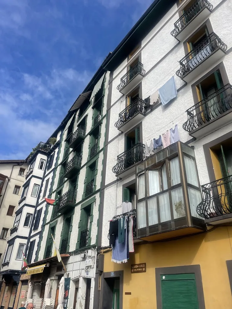 Inpernupe Taberna restaurant in Zumaia