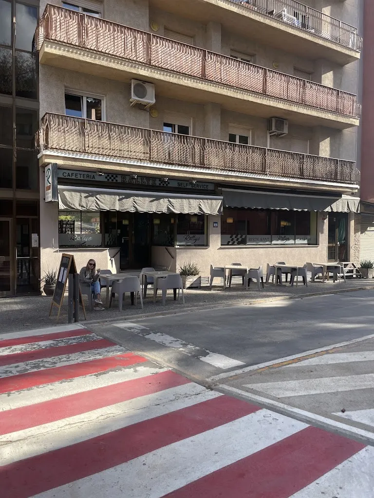 Cafeteria Restaurant El Rallye_Arbúcies_slider_image_3