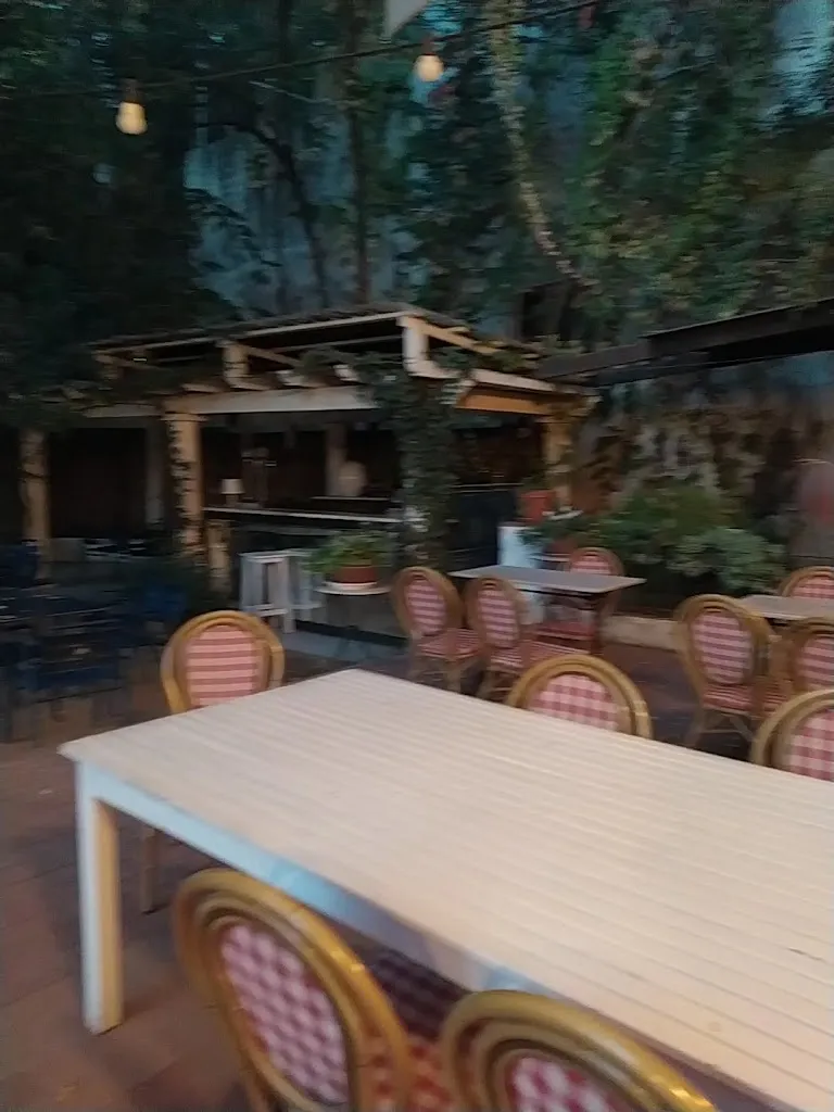 Hostal Montsoliu_Arbúcies_slider_image_2