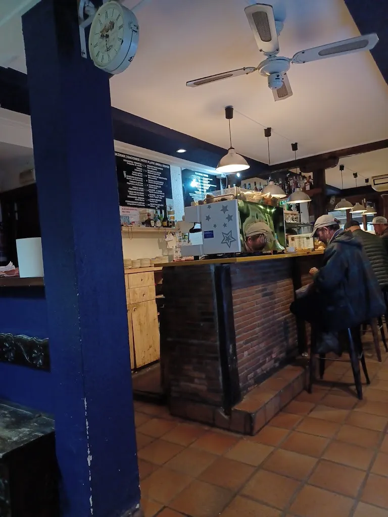 Ilhan Ozturk_Taberna Euskalduna_Zarautz_avis