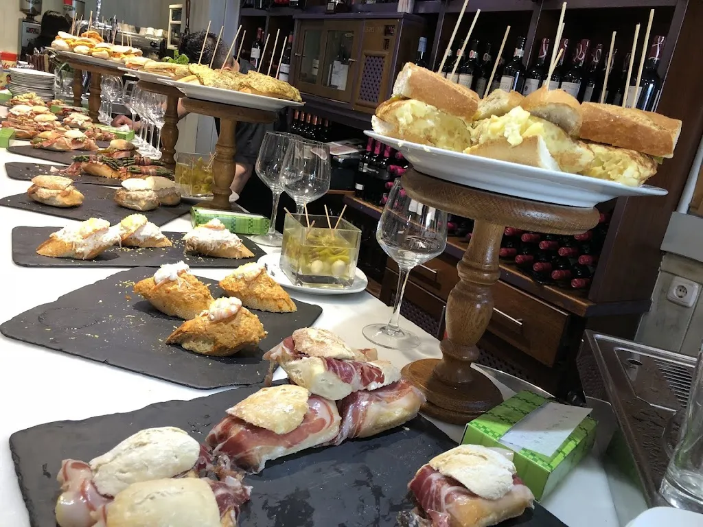 Taberna Naparrak_Zarautz_slider_image_3