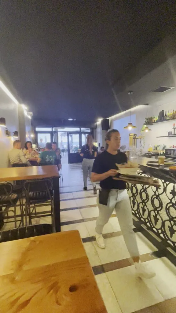 Aka'ula_Zarautz_slider_image_2