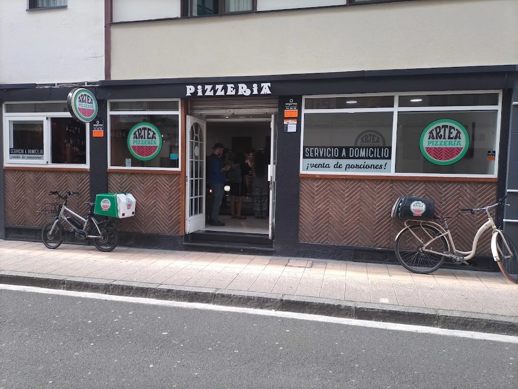 Pizzería Artea restaurant in Zarautz