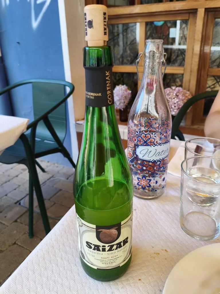 Francisco Javier_Bar Manuela_Zarautz_review