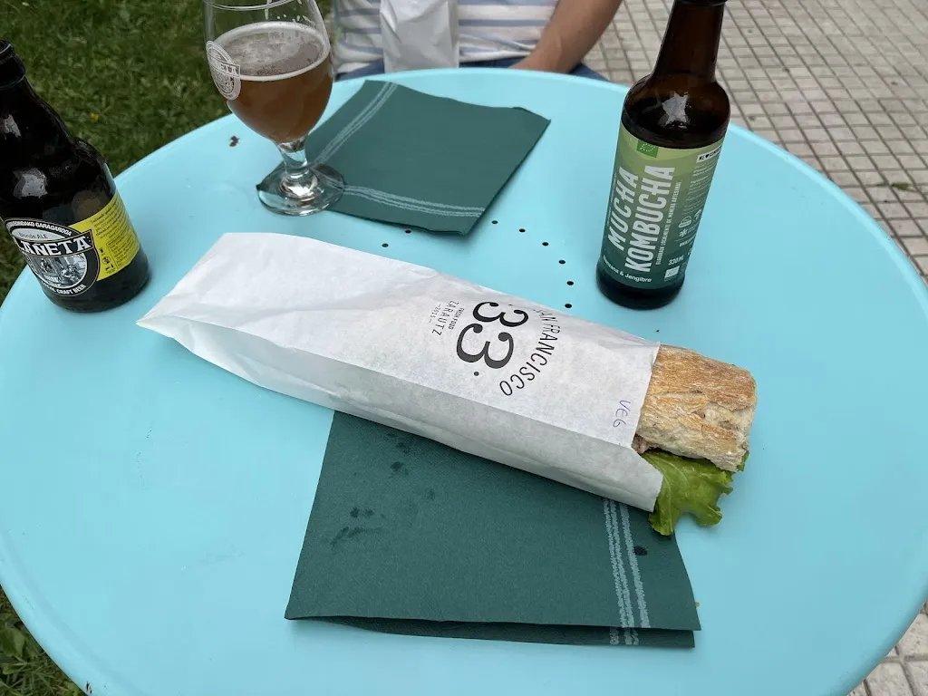 Suberri Pascual Miguelañez_San Francisco 33_Zarautz_review