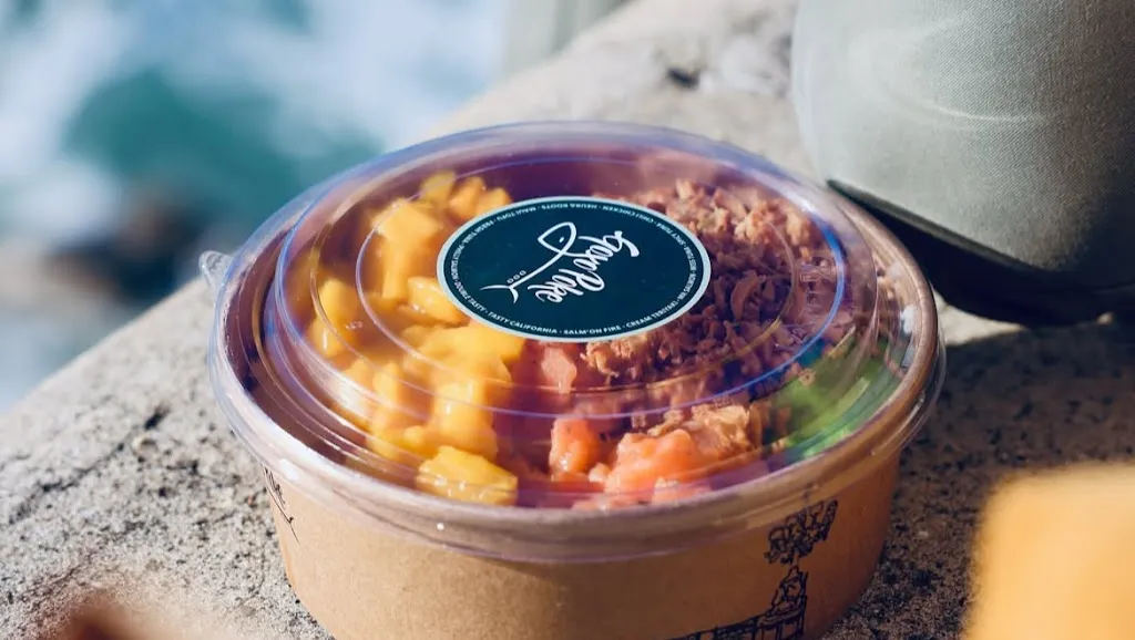 Goxo Poke Bar restaurant in Zarautz